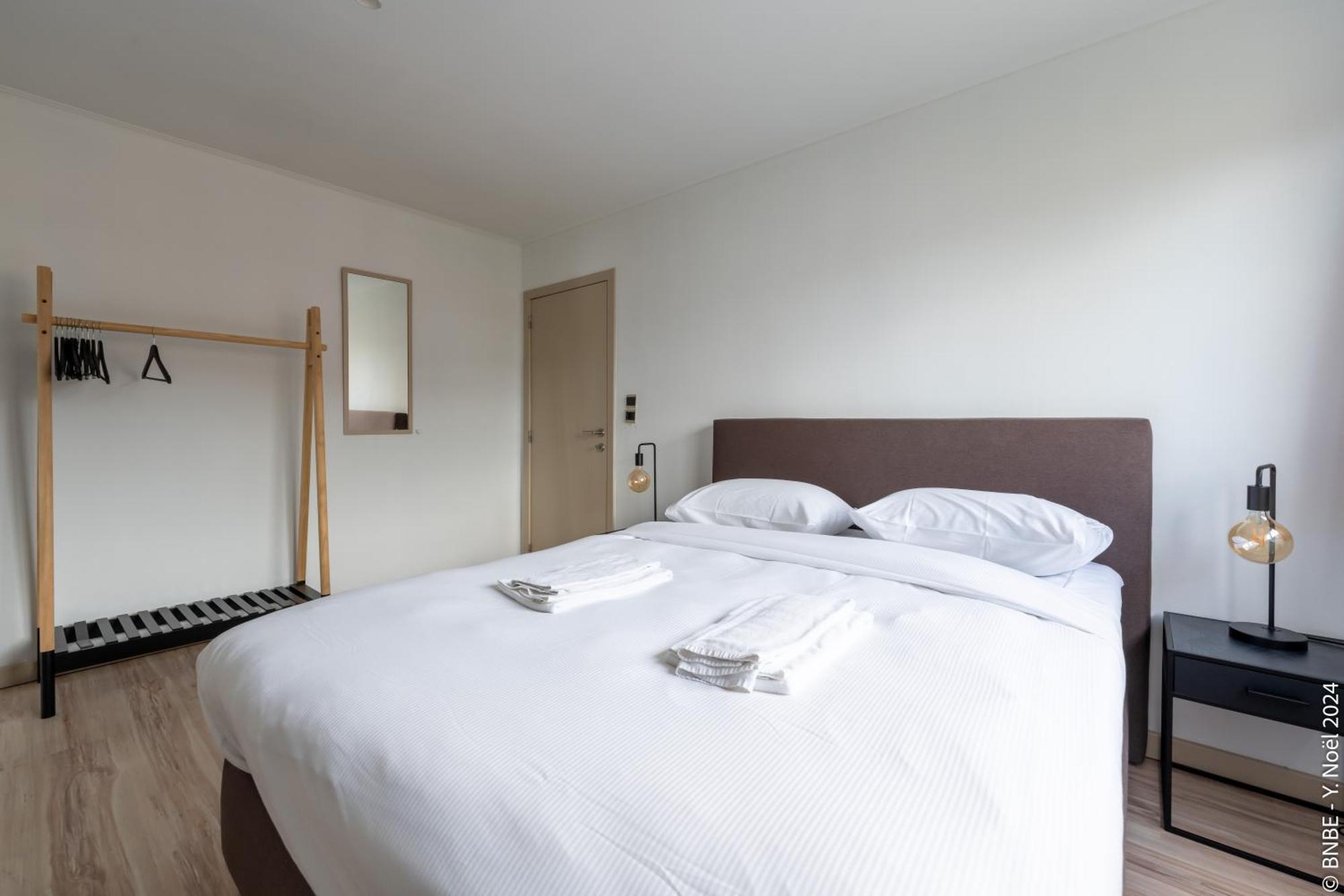 La Louve - Big Place & Garden - Parking Gratuit * Brussel