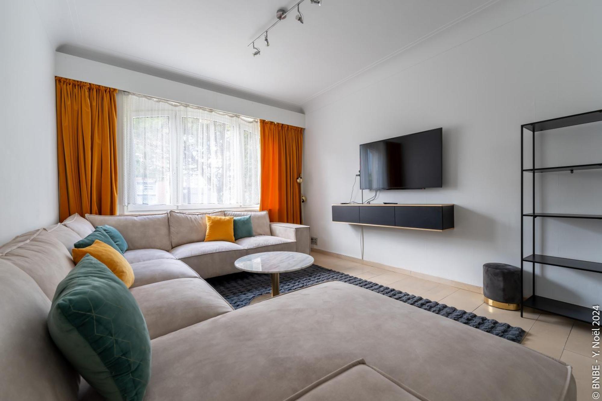 Villa La Louve - Big Place & Garden - Parking Gratuit Brussels